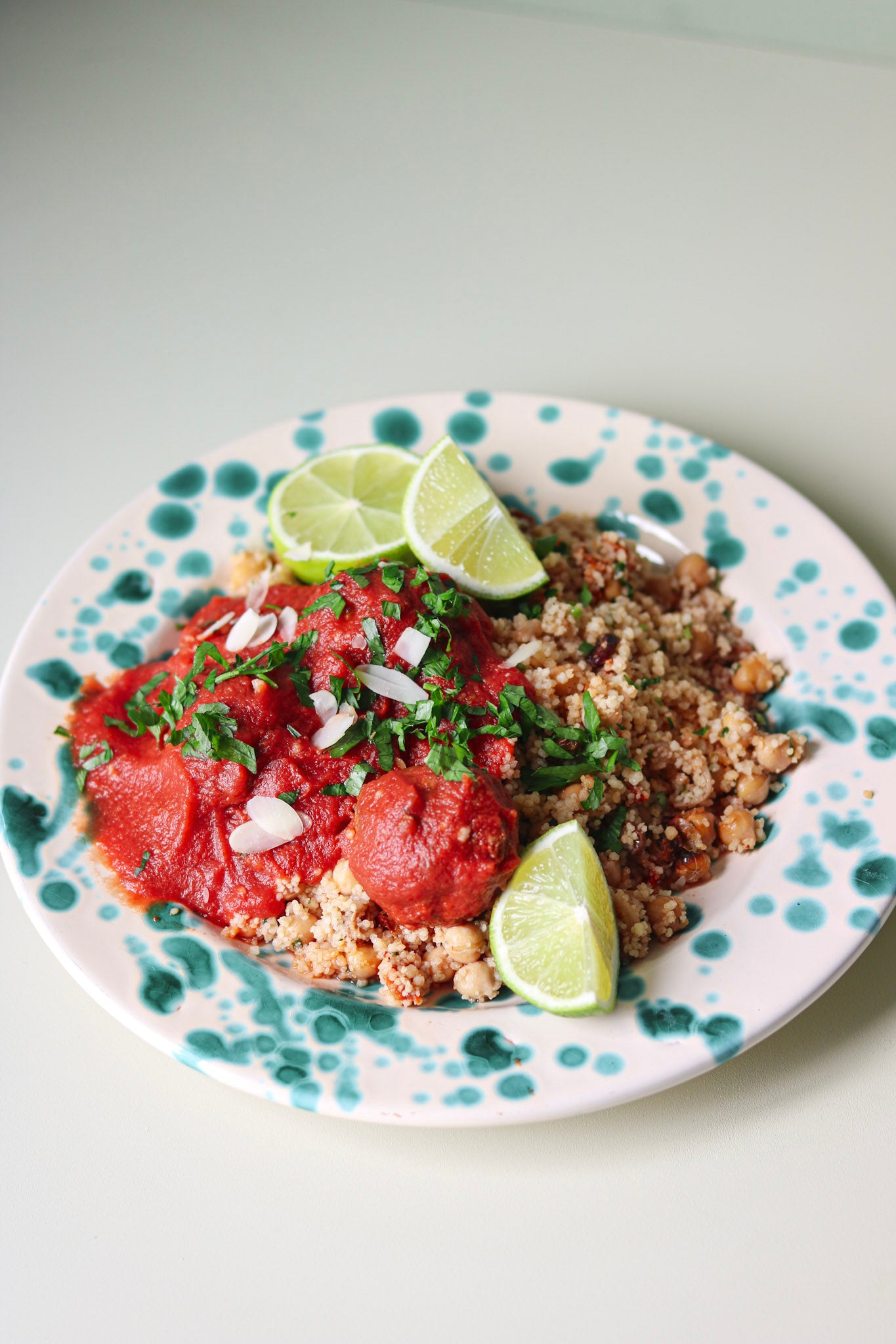 Mediterraanse vega balletjes met couscous