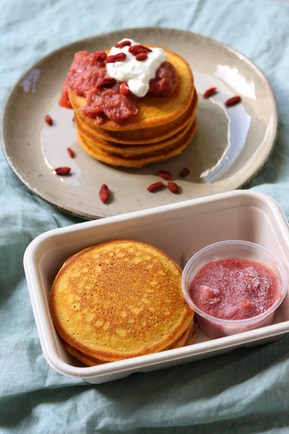 Pancakes wortel met aardbei & rabarber compote